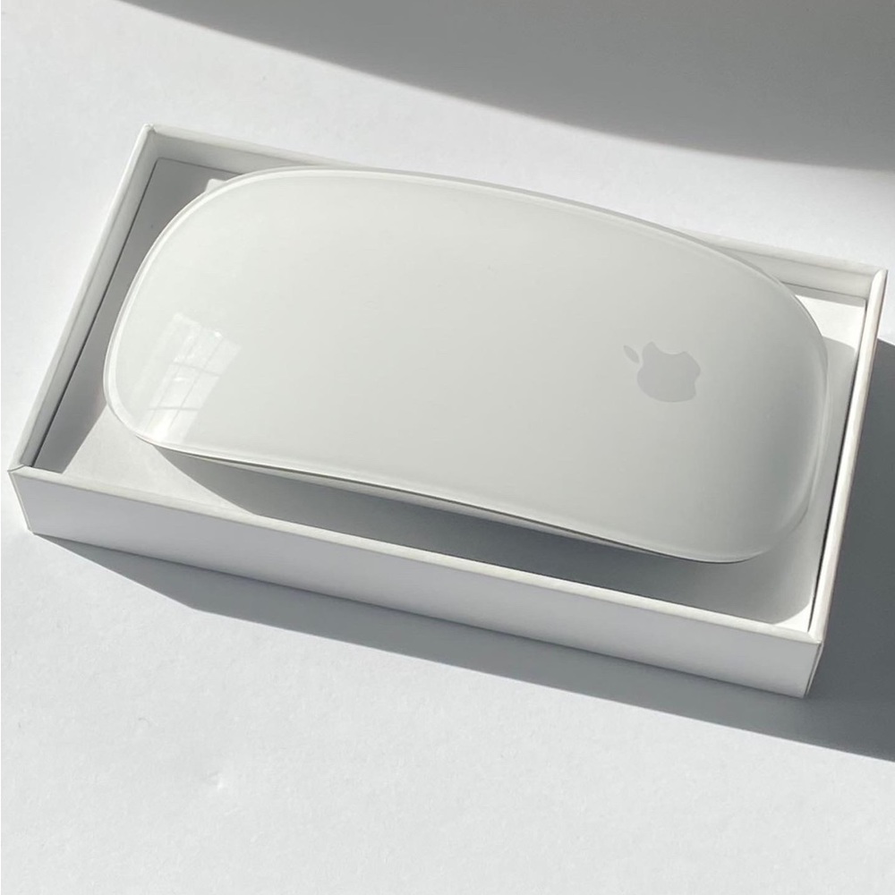 Apple Magic Mouse 2